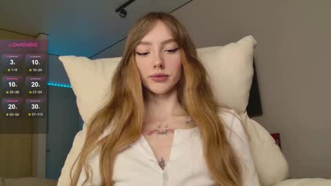 Snapshot of lunainnk chatting on November 2025 12:43:01 AM Luna online show from November 2025 12:43:01 AM