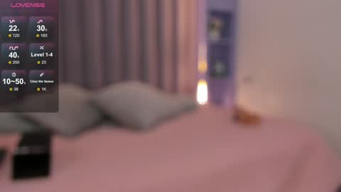 I M  L U N A  online show from January 2025 07:35:01 PM