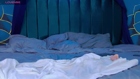 Luna online show from October 2025 08:13:02 AM