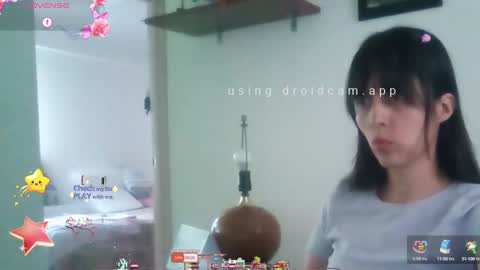Snapshot of lunamoon_17 chatting on January 2025 10:41:01 PM LUNA online show from January 2025 10:41:01 PM