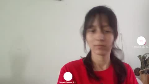Snapshot of lunamoon_17 chatting on January 2025 02:25:02 PM LUNA online show from January 2025 02:25:02 PM