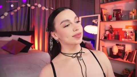 Luna  next streams Mon Fri Sat Sun 8pm-5am gmt0 online show from February 2025 11:25:02 PM