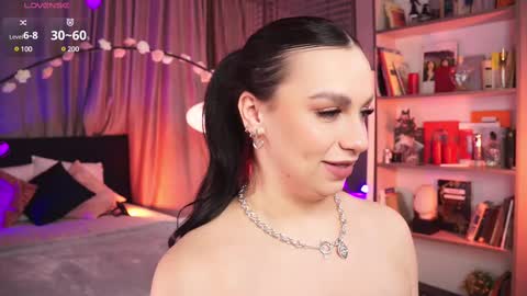 Luna  next streams Mon Fri Sat Sun 8pm-5am gmt0 online show from March 2025 03:44:01 AM