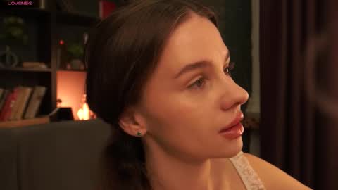 Snapshot of lunaolivia_ chatting on October 2025 12:44:02 PM lunaolivia_ online show from October 2025 12:44:02 PM