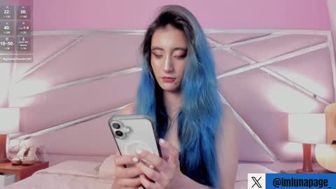 Luna Page online show from January 2025 01:00:01 PM