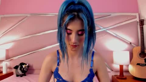 Luna Page online show from February 2025 03:20:01 PM