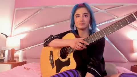 Luna Page online show from March 2025 07:17:01 PM