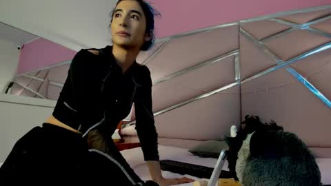 Luna Page online show from March 2025 01:14:01 PM