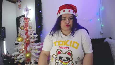 L U N I T A  online show from December 2024 01:58:01 AM