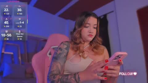 Snapshot of lunna_roosee chatting on November 2025 06:29:01 PM LUNA ROSE online show from November 2025 06:29:01 PM