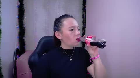 Katty   what ever do you want on my pv is for extra tokens minimi 250 tks ty u for understand online show from December 2024 03:06:01 AM