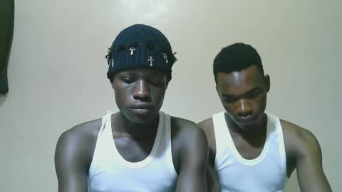 luoislove online show from November 2025 05:28:02 AM