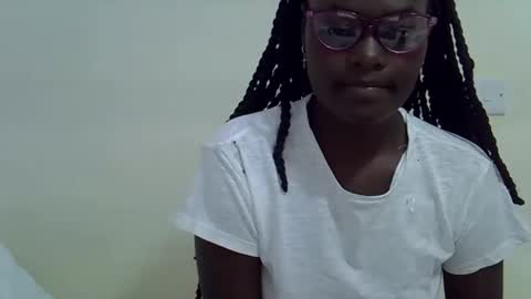 sweet girl online show from February 2025 11:44:01 PM