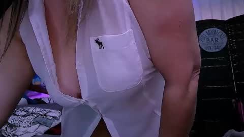 Snapshot of lusciouslibra82 chatting on November 2025 10:10:02 PM .Clarissa. Follow me on Instagram miss buns online show from November 2025 10:10:02 PM