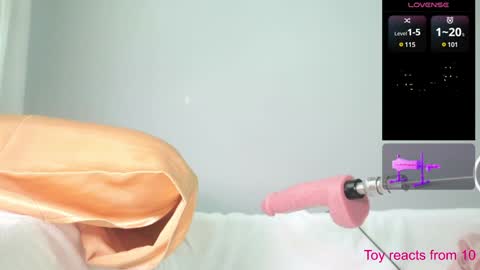 Snapshot of lusciouslipsxx chatting on February 2025 01:06:01 PM lusciouslipsxx online show from February 2025 01:06:01 PM