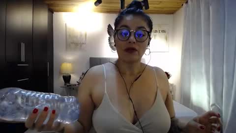 Angela 3 online show from March 2025 08:23:02 PM