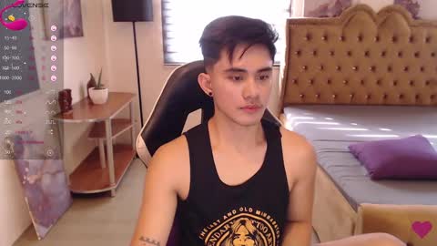 Snapshot of lustdesirex19 chatting on January 2025 07:19:02 AM David online show from January 2025 07:19:02 AM