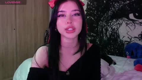 Valerie  April   online show from February 2025 10:32:01 PM