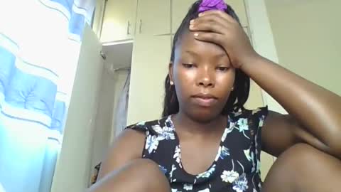 Snapshot of lustrousnerd chatting on November 2025 04:15:02 AM Noreh online show from November 2025 04:15:02 AM