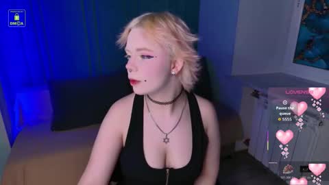 Snapshot of lustyempress chatting on October 2025 03:35:01 PM SALLY online show from October 2025 03:35:01 PM