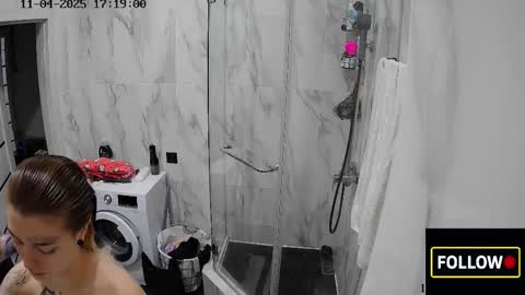 luuvteam online show from November 2025 08:24:01 AM