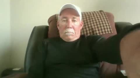 Snapshot of luv269er chatting on December 2025 09:01:02 PM luv269er online show from December 2025 09:01:02 PM