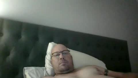 luvtwogodown online show from January 2025 11:21:02 PM