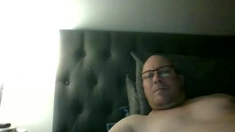 luvtwogodown online show from September 2025 09:27:01 PM