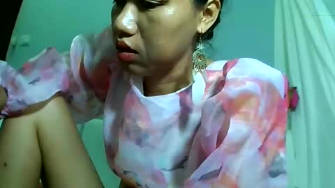 Bee Bee online show from February 2025 05:46:01 AM