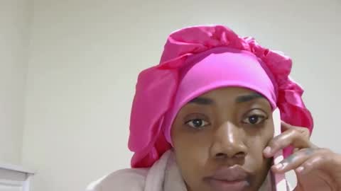 luvvRoyale online show from November 2025 07:14:01 PM