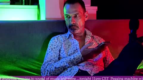 Snapshot of lux_dei chatting on January 2025 09:29:01 PM Im a   -  CAMGUY YOU  LIKE to FUCK online show from January 2025 09:29:01 PM