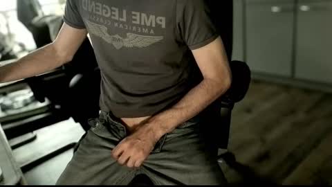 Snapshot of lux_dei chatting on September 2025 12:05:01 PM Im a   -  CAMGUY YOU  LIKE to FUCK online show from September 2025 12:05:01 PM
