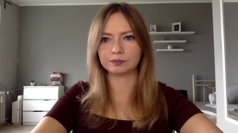 Snapshot of lux_millie chatting on October 2025 02:16:01 PM Millie online show from October 2025 02:16:01 PM