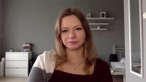 Snapshot of lux_millie chatting on October 2025 08:11:01 AM Millie online show from October 2025 08:11:01 AM