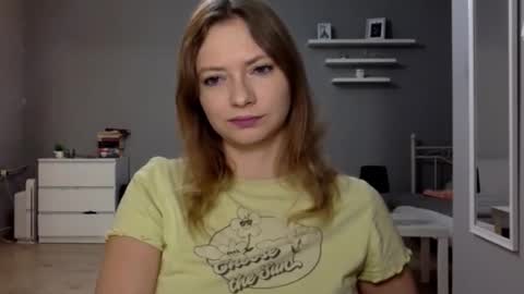 Snapshot of lux_millie chatting on October 2025 09:48:02 PM Millie online show from October 2025 09:48:02 PM