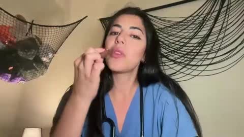 luxcher22 online show from September 2025 02:59:01 AM