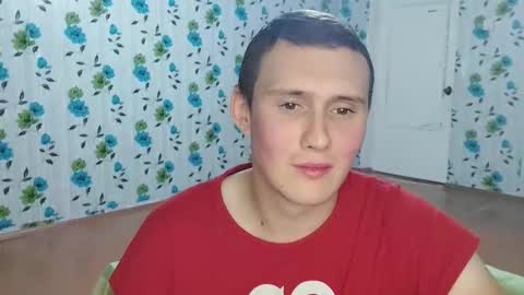 Snapshot of luxeboy_ chatting on October 2025 07:00:01 PM Mike online show from October 2025 07:00:01 PM