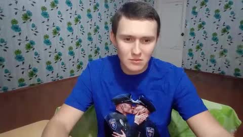 Snapshot of luxeboy_ chatting on October 2025 08:08:02 PM Mike online show from October 2025 08:08:02 PM