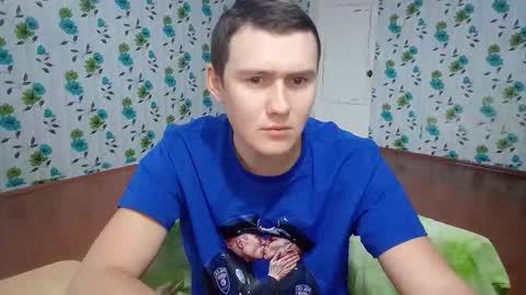 Snapshot of luxeboy_ chatting on October 2025 09:06:02 AM Mike online show from October 2025 09:06:02 AM