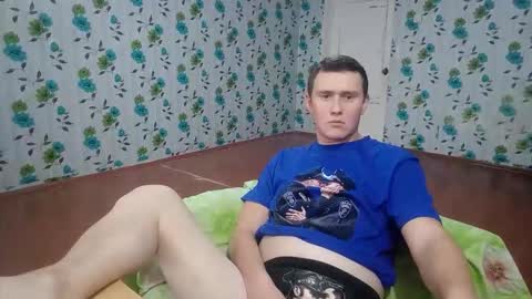 Snapshot of luxeboy_ chatting on October 2025 09:15:01 AM Mike online show from October 2025 09:15:01 AM