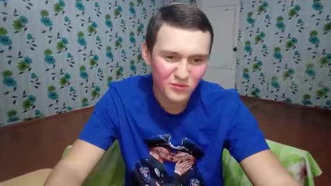 Snapshot of luxeboy_ chatting on October 2025 06:12:01 PM Mike online show from October 2025 06:12:01 PM