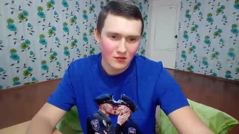 Snapshot of luxeboy_ chatting on November 2025 06:45:01 AM Mike online show from November 2025 06:45:01 AM