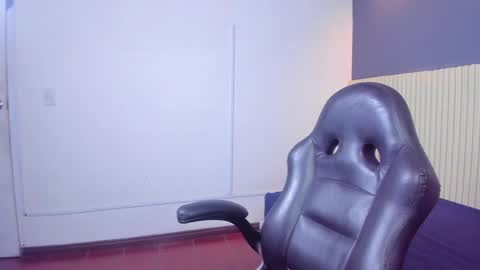 Snapshot of luxemilf chatting on September 2025 10:04:02 AM Luxe3 online show from September 2025 10:04:02 AM