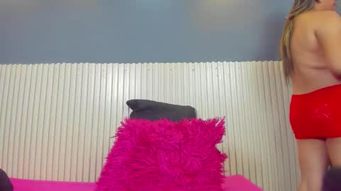 Snapshot of luxemilf chatting on September 2025 11:44:01 AM Luxe3 online show from September 2025 11:44:01 AM