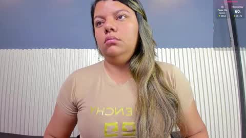 Snapshot of luxemilf chatting on October 2025 11:09:01 AM Luxe3 online show from October 2025 11:09:01 AM