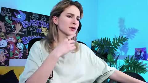 Ray online show from February 2025 09:19:02 PM