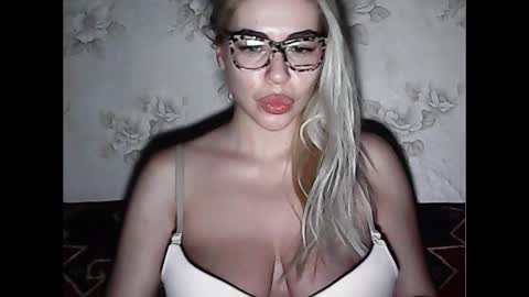 LuxSonyaStar online show from December 2024 07:56:02 PM