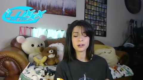 LuxxxTheFox online show from September 2025 12:49:01 AM