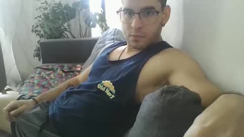 Snapshot of luzardol chatting on March 2025 04:00:02 PM luzardol online show from March 2025 04:00:02 PM