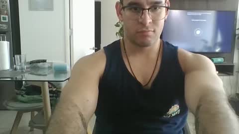 Snapshot of luzardol chatting on March 2025 06:33:01 PM luzardol online show from March 2025 06:33:01 PM